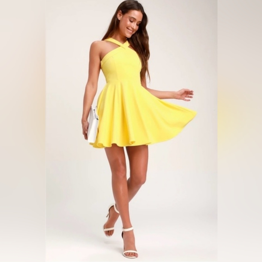 Lulus The Way You Look Tonight Halter Skater Dress NWT